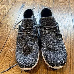 Vessi Waterproof Shoes (size 10)